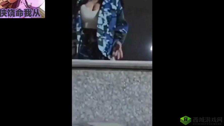 军训大白兔蹦出来了突然火爆起来了：背后原因引人好奇