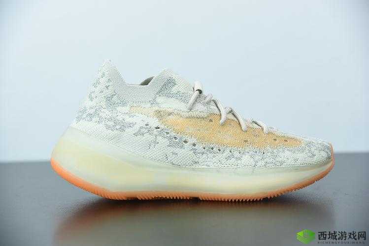 yeezy 蜜桃满天星:梦幻时尚之选