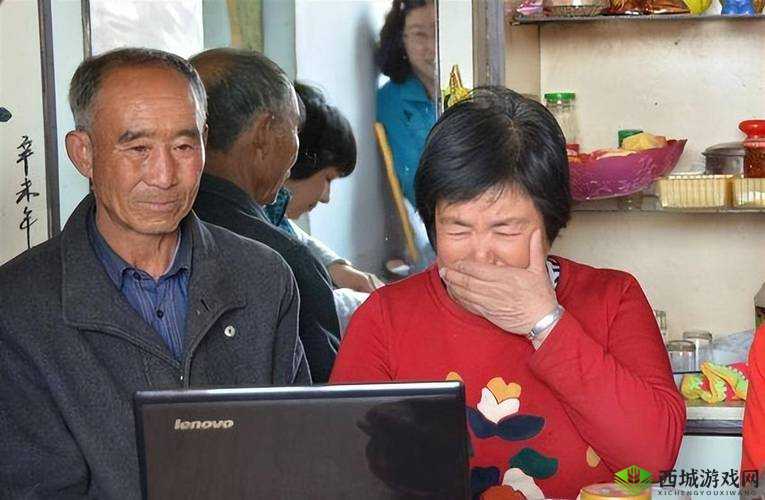 夜深了请准备好纸巾:背后原因令人动容