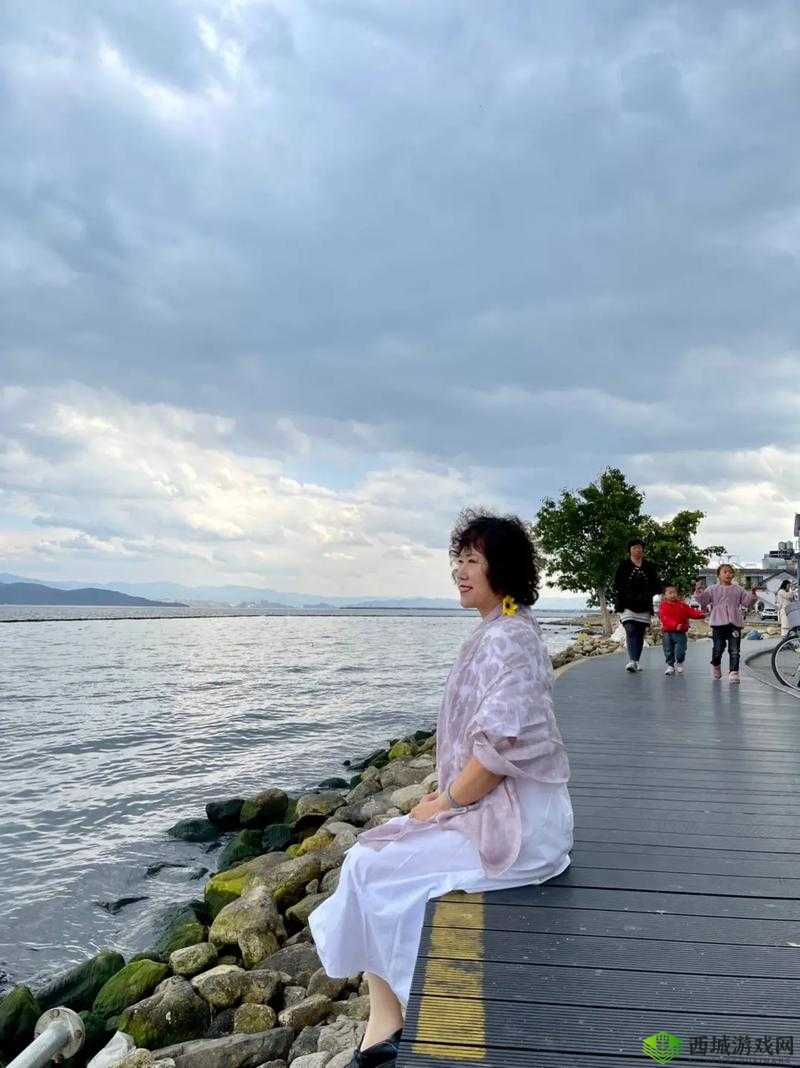 初摄五十路:岁月沉淀的魅力瞬间