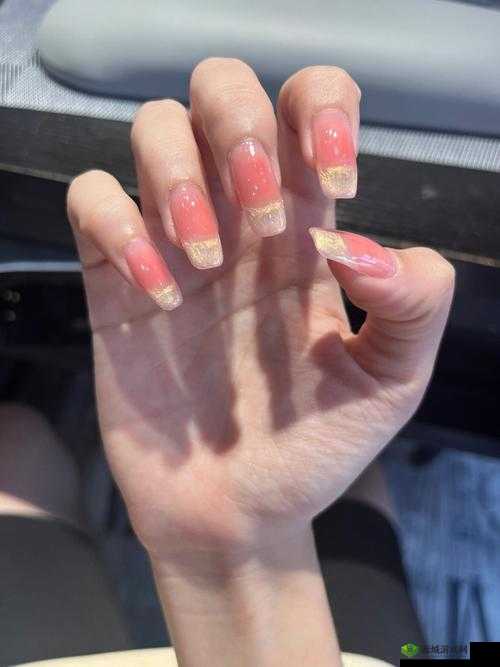 哇嘎嘎色干女人 BBB:极致诱惑