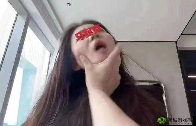 张律渝和吕总落地窗图片:背后的故事